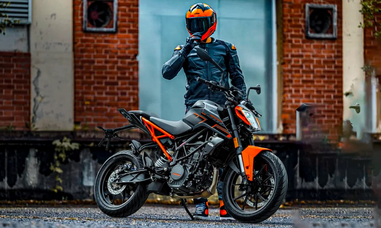 KTM DUKE 200 2025